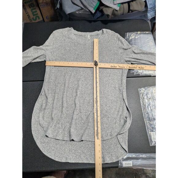 SILVERWARE HALF SLEEVE HIGH LOW GRAY LIGHTWEIGHT TOP SIZE LARGE - Picture 4 of 4